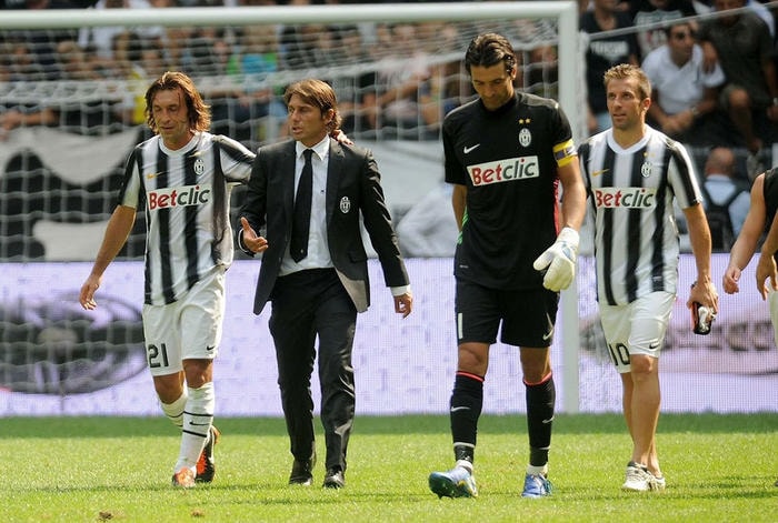 HLV Conte từng cùng Juventus bị loại tại vòng bảng Champions League 2013/2014. Ảnh: Internet