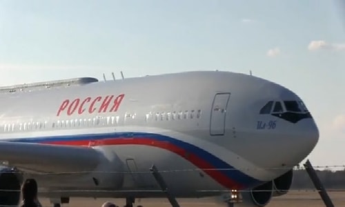 Chiếc Il-96-300PU đưa Tổng thống Putin công du tại Đức