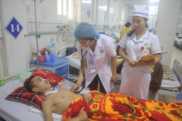 Bệnh viện hỗ trợ  bệnh nhân Bùi Hữu Đức (xã Nghi Vạn, Nghi Lộc) toàn bộ chi phí điều trị, các suất cơm và hỗ trợ xe chở về khi ra viện.