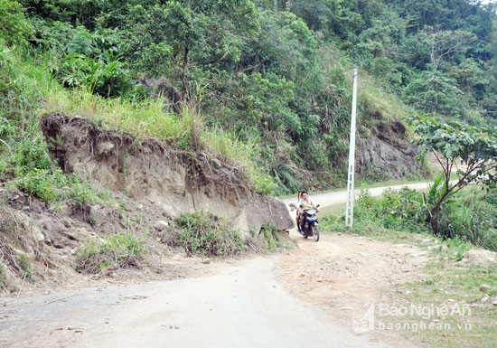 Tuyến đường Mường Xén - Tây Sơn có chiều dài hơn 10 km