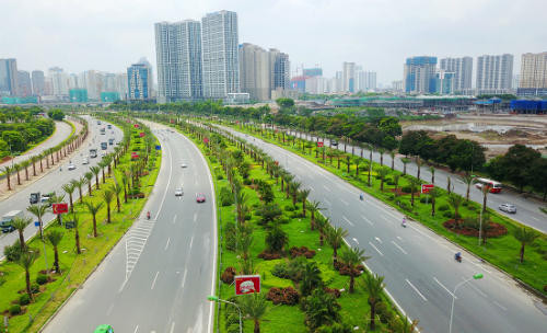 Hạ tầng giao thông lẫn đô thị tại Việt Nam đều được đánh giá là còn rất hấp dẫn.