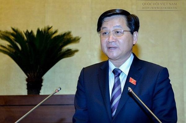 Tổng thanh tra Chính phủ Lê Minh Khái trịnh bày tờ trình dự án Luật Phòng, chống tham nhũng (sửa đổi).