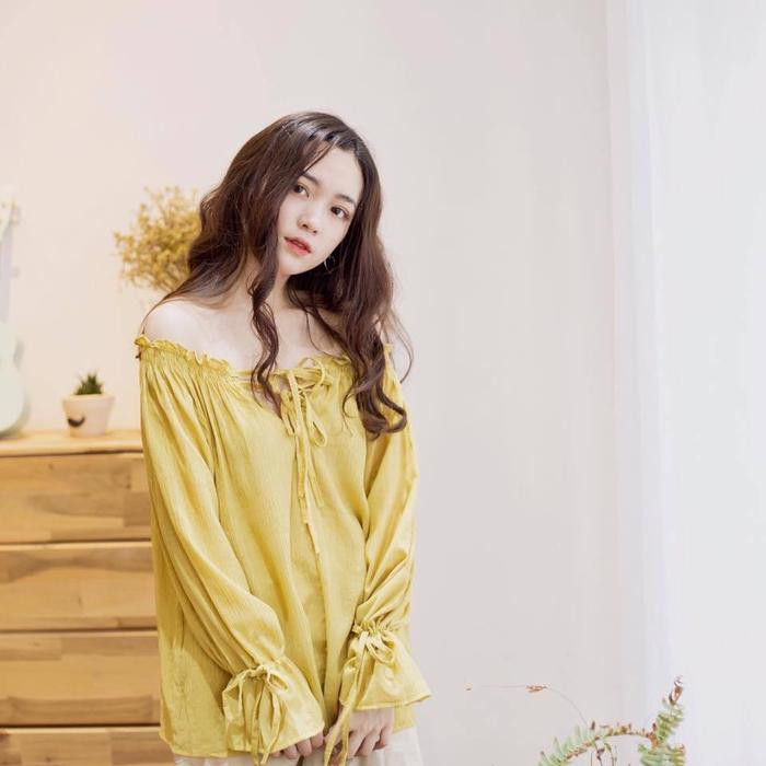 Vẻ ngoài xinh xắn giúp Phi Linh trở thành một trong những gương mặt người mẫu lookbook được yêu mến. Ảnh: NVCC