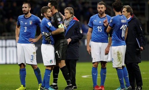 hoa-thuy-dien-o-luot-ve-italy-chau-ria-world-cup
