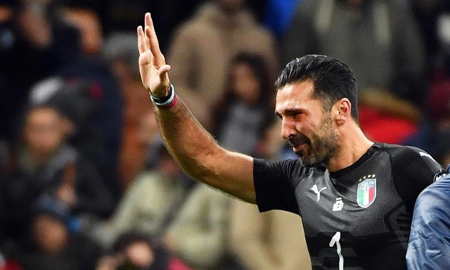 Buffon khép lại hành trình với Italia bằng một trận Play-off đáng quên nhất trong sự nghiệp. Ảnh: Getty