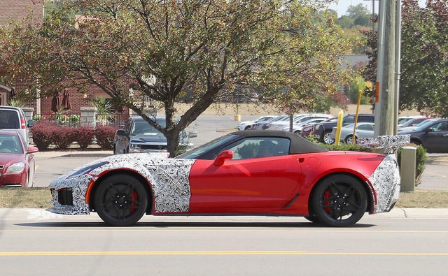 Nhìn ngang chiếc Chevy Corvette ZR1 - Ảnh: Autonews