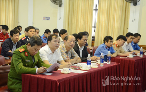 Dự hội nghị có các đồng chí trong Ban Giám đốc Sở Giao thông vận tải, công an và các doanh nghiệp hoạt động vận tải. Ảnh Thanh Lê