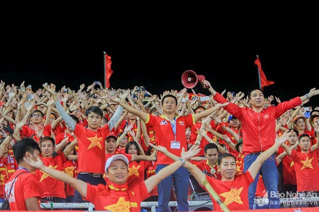 CĐV Việt Nam có thể tạm hài lòng với thành tích lần đầu tham dự VCK ASIAN Cup 2019. Trước đó, ĐT Việt Nam đã một lần tham dự nhờ đăng cai giải đấu này. Ảnh: Hải Hoàng