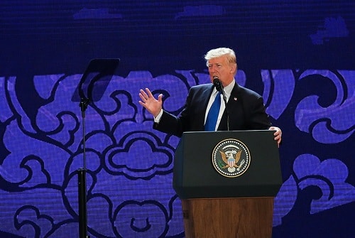 nhung-thach-thuc-trump-doi-mat-sau-chuyen-cong-du-chau-a-1