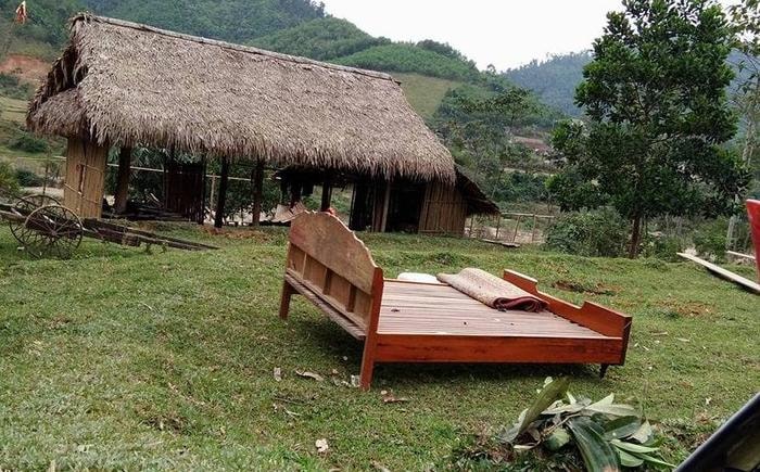 Hiện trường vụ tự sát bằng thuốc nổ. Ảnh: Lương Nghiệp
