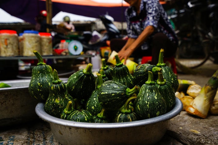 Rau quả vườn nhà. Ảnh: Trung Hà