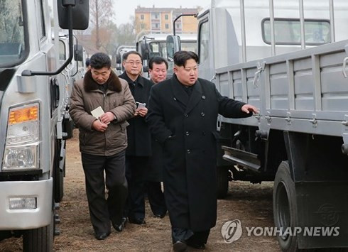 Ông Kim Jong Un đã đến thăm khu phức hợp sản xuất ô tô Sungri ngày 21/11. Ảnh: Yonhap