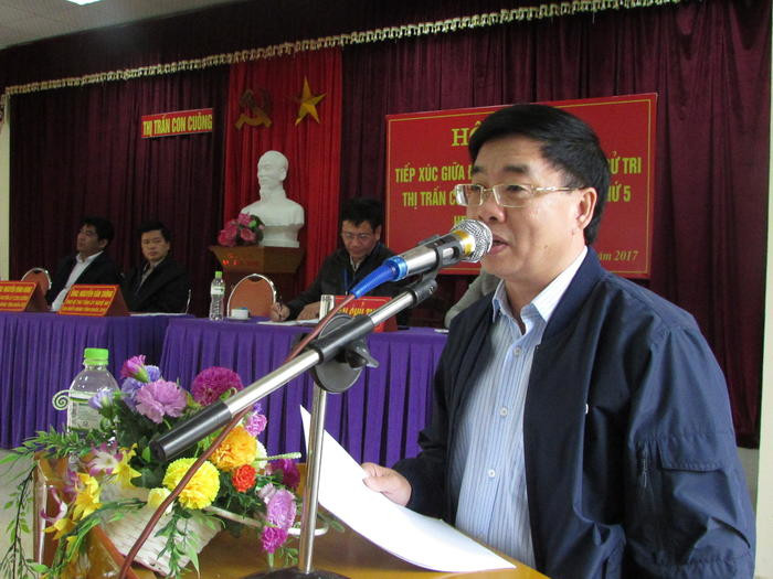 Phó Bí thư Tỉnh ủy Nguyễn Văn Thông giải trình một số kiến nghị của cử tri. Ảnh: CTV
