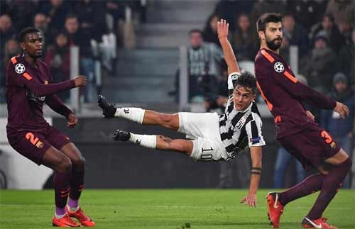 chia-diem-voi-juventus-barca-gianh-ve-di-tiep-kem-vi-tri-dan-dau