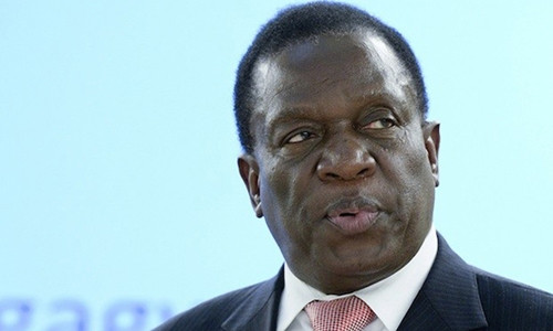 Lễ nhậm chức của ông Mnangagwa sẽ diễn ra vào ngày 24/11. Ông Lovemore Matuke, một lãnh đạo của đảng ZANU-PF, cho biết ông Mnangagwa sẽ thay thế ông Mugabe hoàn thành hết nhiệm kỳ tổng thống cho đến khi diễn ra cuộc tổng tuyển cử vào tháng 9/2018. Ông Mnangagwa hôm nay đã từ nước ngoài trở về Zimbabwe. 