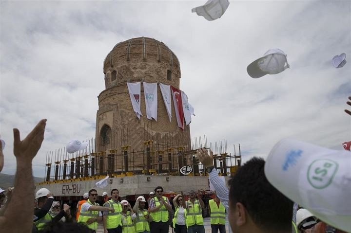 Lăng mộ này là đại diện tiêu biểu cho kiến trúc Anatolian.