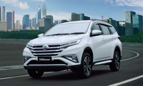 toyota-rush-2018-tieu-fortuner-the-he-moi-ra-mat-1