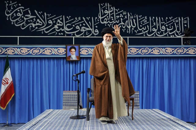 Lãnh tụ tối cao Iran Ali Khamenei - Ảnh: REUTERS