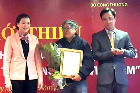 cong bo logo cuoc van dong nguoi viet nam uu tien dung hang viet nam hinh 3