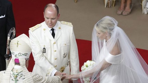 Hoàng tử Albert II và cô dâu người Nam Phi Charlene Wittstock.