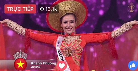 Khánh Phương trong phần thi dạ hội