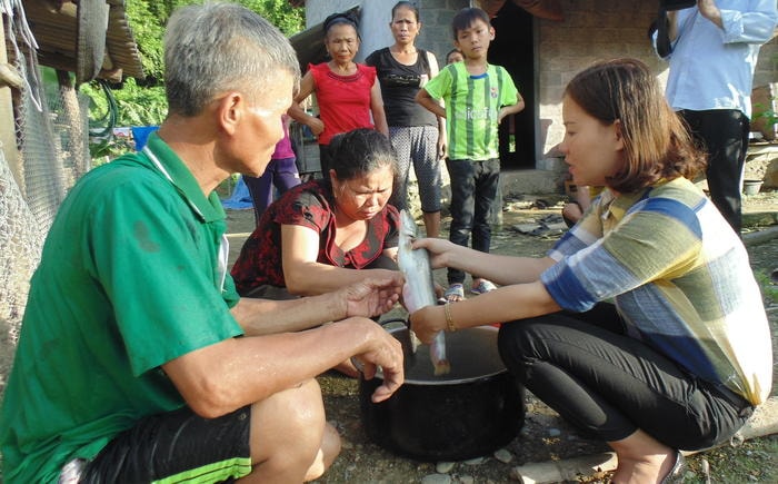 Mô hình nuôi cá leo thương phẩm tại gia đình ông La Văn Hợi ở bản Tân Hợp, xã Lục Dạ. Ảnh: Trần Lê