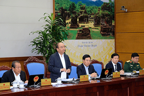 Thủ tướng Chính phủ Nguyễn Xuân Phúc chủ trì phiên họp Chính phủ thường kỳ tháng 11/2017.
