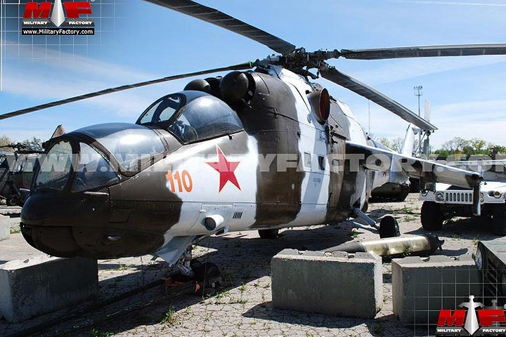 Trực thăng tấn công Mil Mi-24, có thể sử dụng cho các mục tiêu dân sự và quân sự. Máy bay được trang bị súng máy 12,7mm hoặc pháo 23m/30mm.