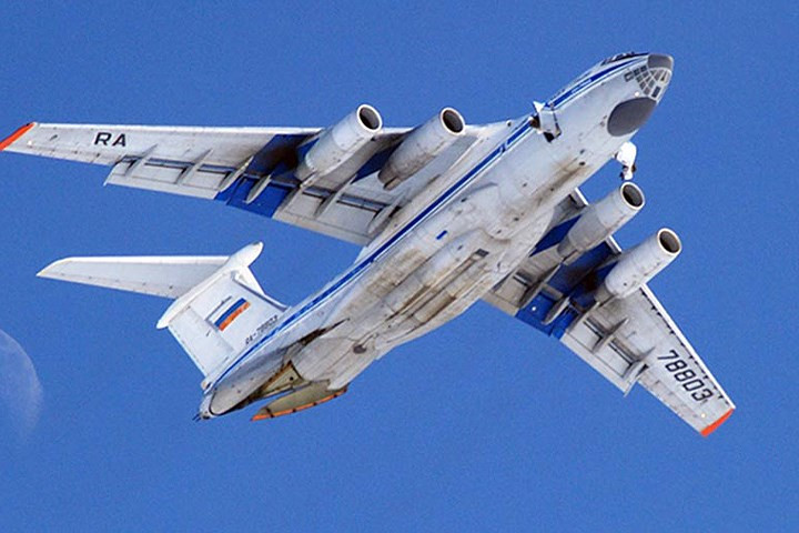 Ilyushin IL-76 là máy bay vận tải chiến lược hạng nặng đa mục đích do Liên Xô chế tạo.