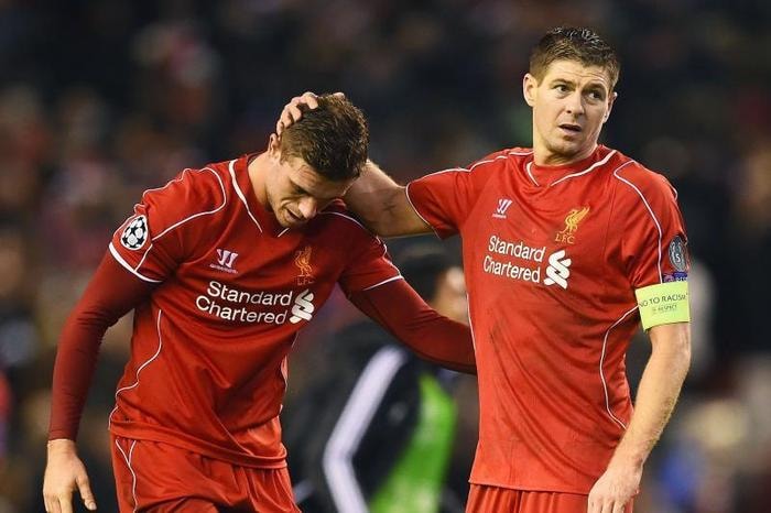 Đội trưởng Gerrard (phải) thất vọng khi Liverpool để Basel cầm chân năm 2014. Ảnh: Internet