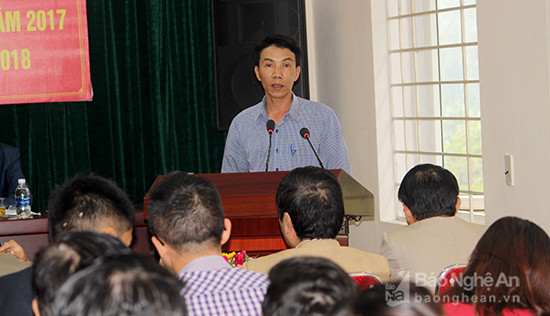 Đại diện các nhà đầu tư trong KKT Đông Nam phát biểu tại hội nghị. Ảnh: Nguyên Sơn