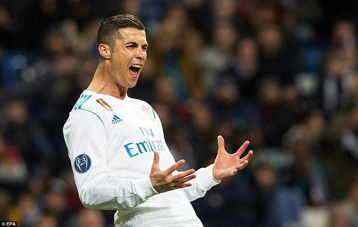 Ronaldo thi đấu rất xuất sắc trong năm 2017, khi cùng Real giành chức vô địch La Liga, Champions League, Siêu Cúp Tây Ban Nha và Siêu cúp châu Âu (Ảnh: EPA).