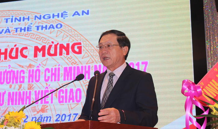 Phó Chủ tịch UBND tỉnh Lê Minh Thông phát biểu tại buổi lễ. Ảnh: Phước Anh