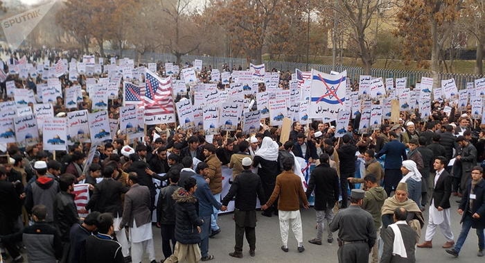 Người dân Afghanistan biểu tình chống Trump.