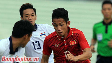 Ký giả nước ngoài tin bóng đá trẻ Việt Nam đã vượt Thái Lan