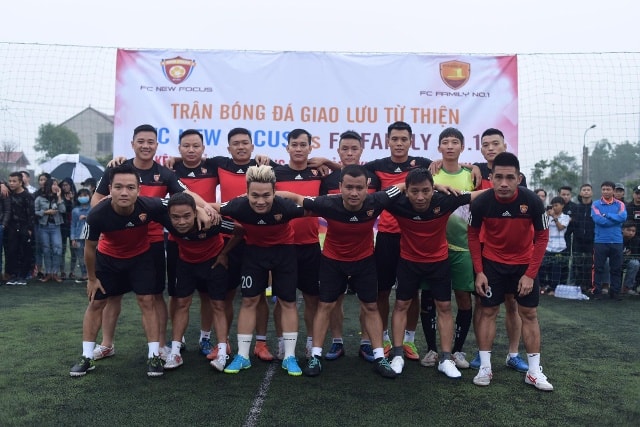 Trong khi đó FC New Focus với đại diện là cầu thủ Đinh Thanh Trung, hai chàng rể Hà Tĩnh là Âu Văn Hoàn, Quế Ngọc Hải…  