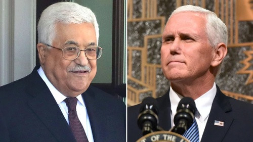 Tổng thống Palestine Mahmoud Abbas và phó Tổng thống Mỹ Mike Pence. Ảnh: AFP.