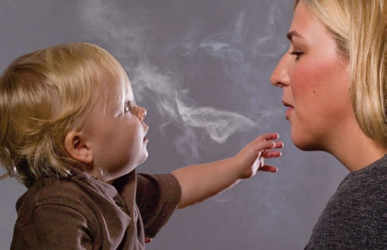 hút thuốc thụ động và hít phải khói thuốc lá gây ra điếc thần kinh giác quan nhẹ ở trẻ em 