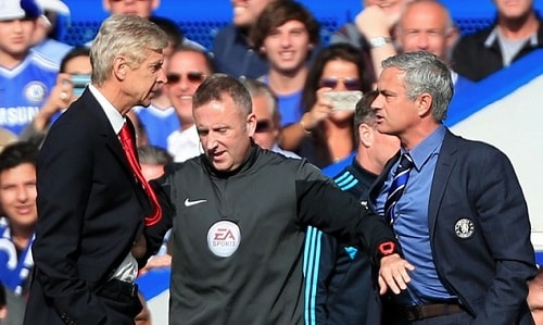  Wenger và Mourinho từng nhiều lần tranh cãi trong quá khứ.