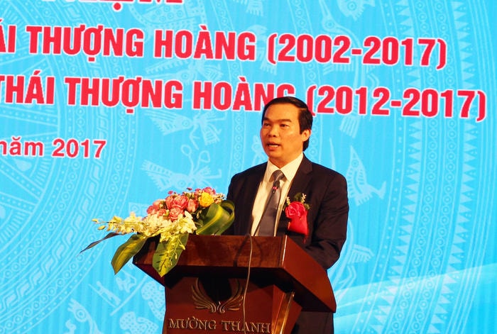 Bác sỹ CKII Thái Doãn Thắng – Chủ tịch HĐQT – Tổng Giám đốc Bệnh viện RHM và PTTHTM Thái Thượng Hoàng ôn lại hành trình phát triển của Công ty 15 năm qua. Ảnh: Đinh Nguyệt