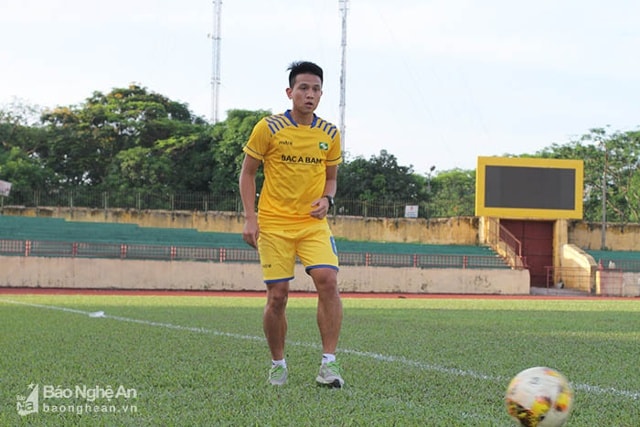 Chấn thương của Đình Hoàng bất ngờ tiến triển tốt. Ảnh: PV