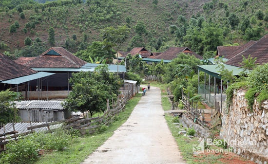 Khu TĐC bản Ăng, xã Thông Thụ, huyện Quế Phong. Ảnh tư liệu