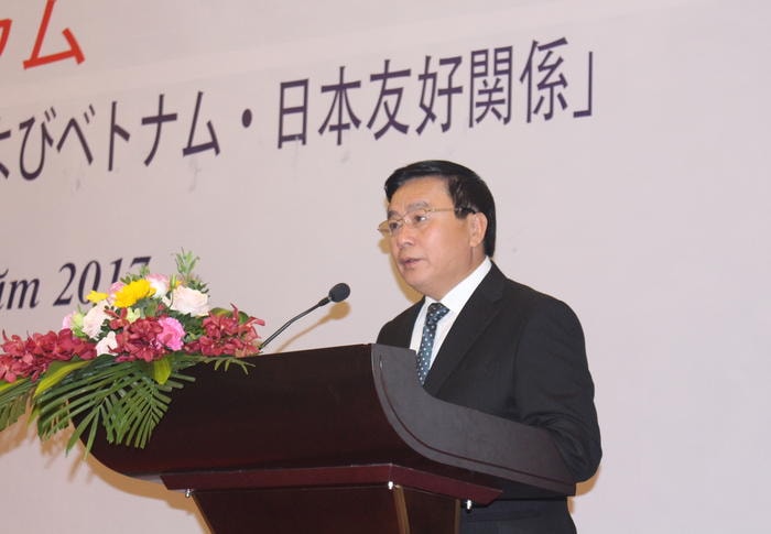 GS.TS Nguyễn Xuân Thắng - Bí thư Trung ương Đảng, Giám đốc Học viện Chính trị quốc gia Hồ Chí Minh phát biểu chào mừng hội thảo. Ảnh: Phước Anh