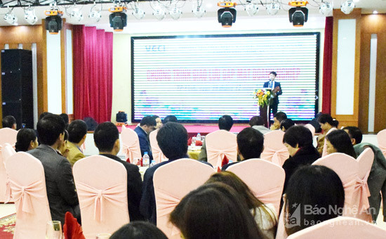 Toàn cảnh buổi gặp mặt, giao lưu của VCCI chi nhánh Nghệ An. Ảnh: Xuân Hoàng