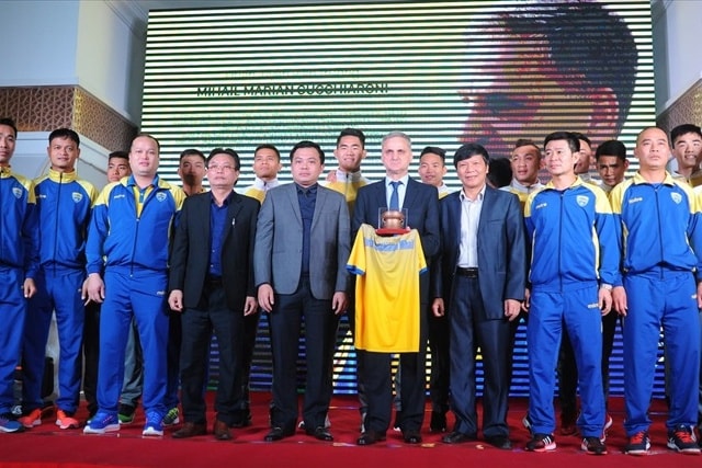 FLC Thanh Hoá đưa về HLV châu Âu cho tham vọng xưng vương V.League 2018. Ảnh: Internet