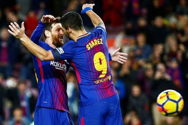 Cú đúp vào lưới Doportivo là trận thứ 3 liên tiếp Suarez (9) ghi bàn cho Barcelona tại La Liga. Ảnh: Internet