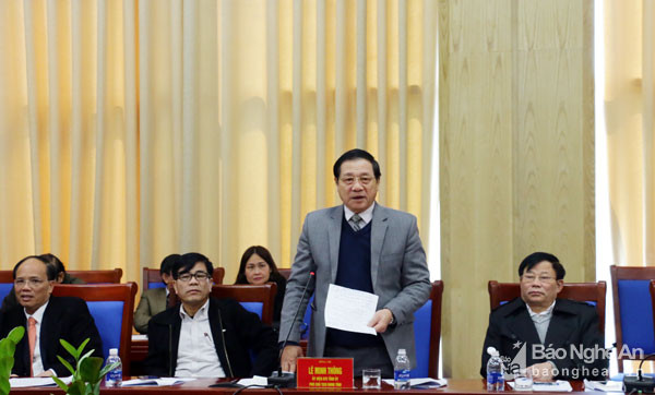 Đồng chí Lê Minh Thông phát biểu đề xuất những điều chỉnh về Luật Giáo dục hiện nay. Ảnh: Mỹ Hà