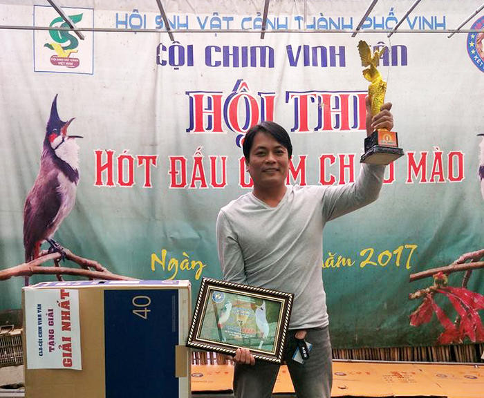 Anh Dương Quang Hòa (TP Vinh) đã xuất sắc dành giải Nhất. Ảnh: Huy Thư