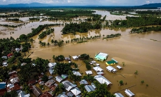 Khu dân cư Kabacan, tỉnh Bắc Cotabato trên đảo Mindanao, chìm trong biển nước.