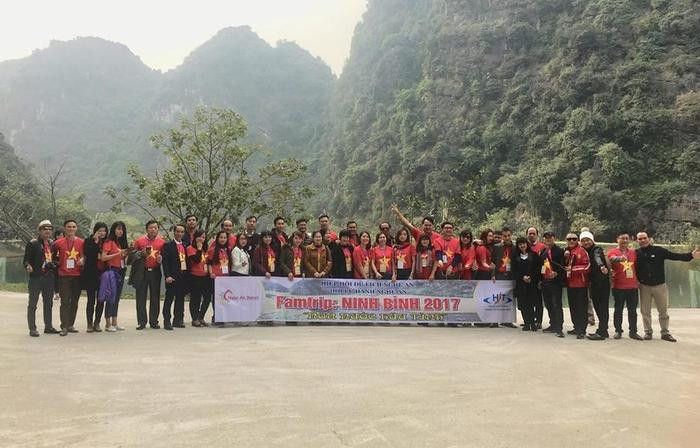 Hàng chục doanh nghiệp lữ hành tham gia famtrip Ninh Bình 2017. Ảnh: Phước Anh